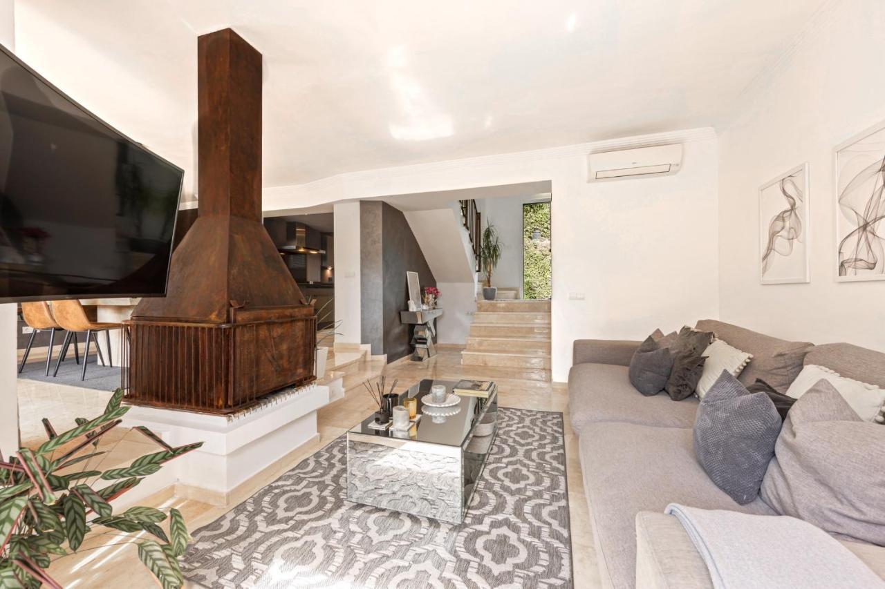 Cozy Townhouse Selwo Villa Estepona Ngoại thất bức ảnh