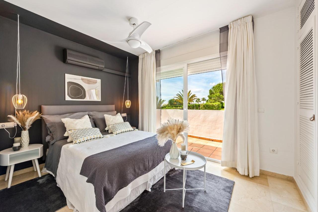 Cozy Townhouse Selwo Villa Estepona Ngoại thất bức ảnh
