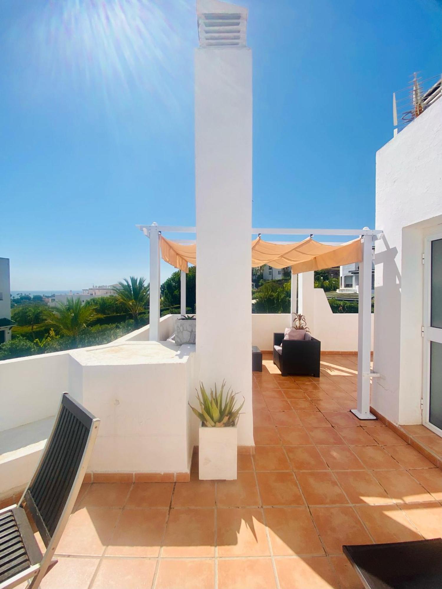 Cozy Townhouse Selwo Villa Estepona Ngoại thất bức ảnh