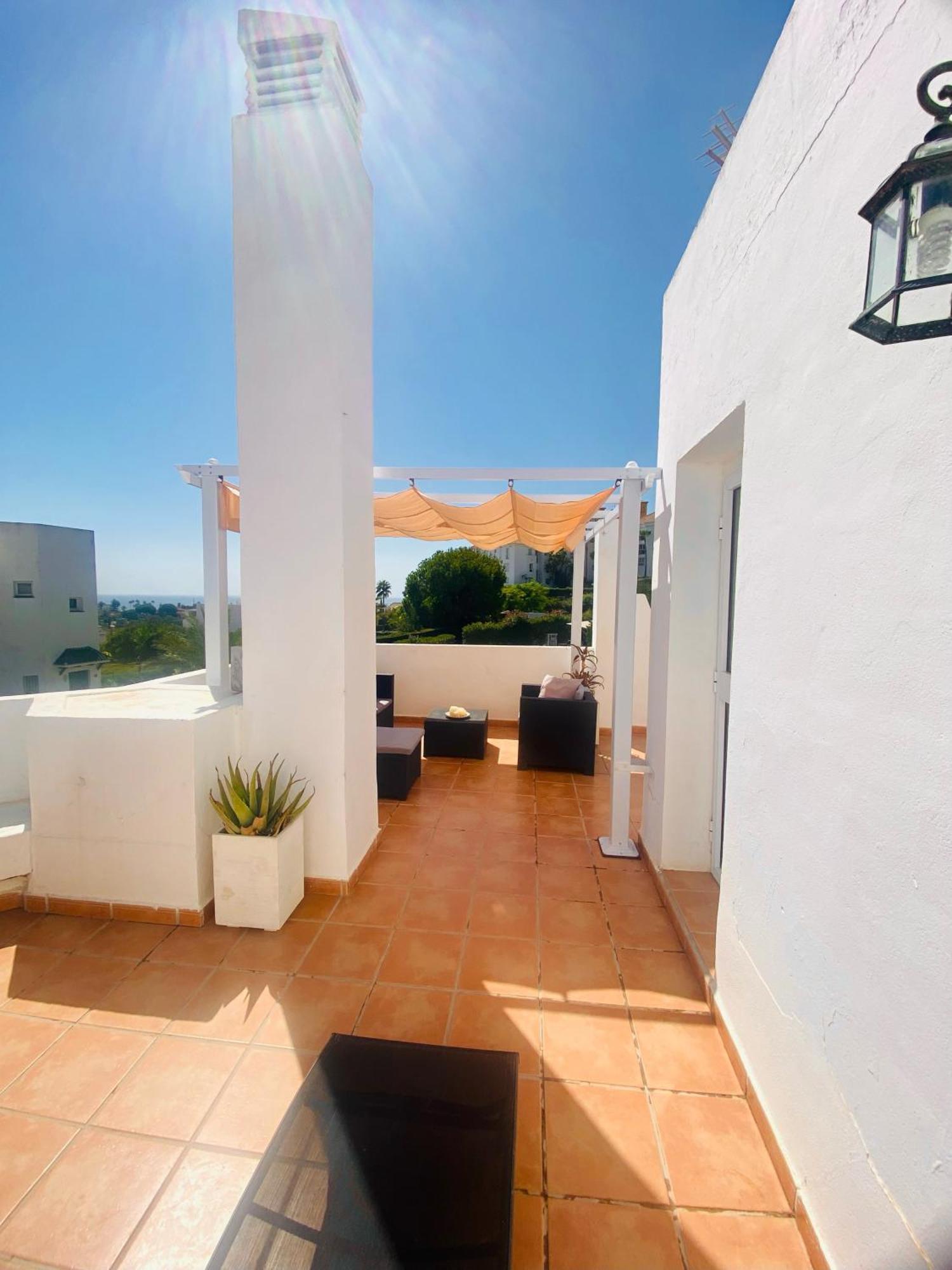 Cozy Townhouse Selwo Villa Estepona Ngoại thất bức ảnh